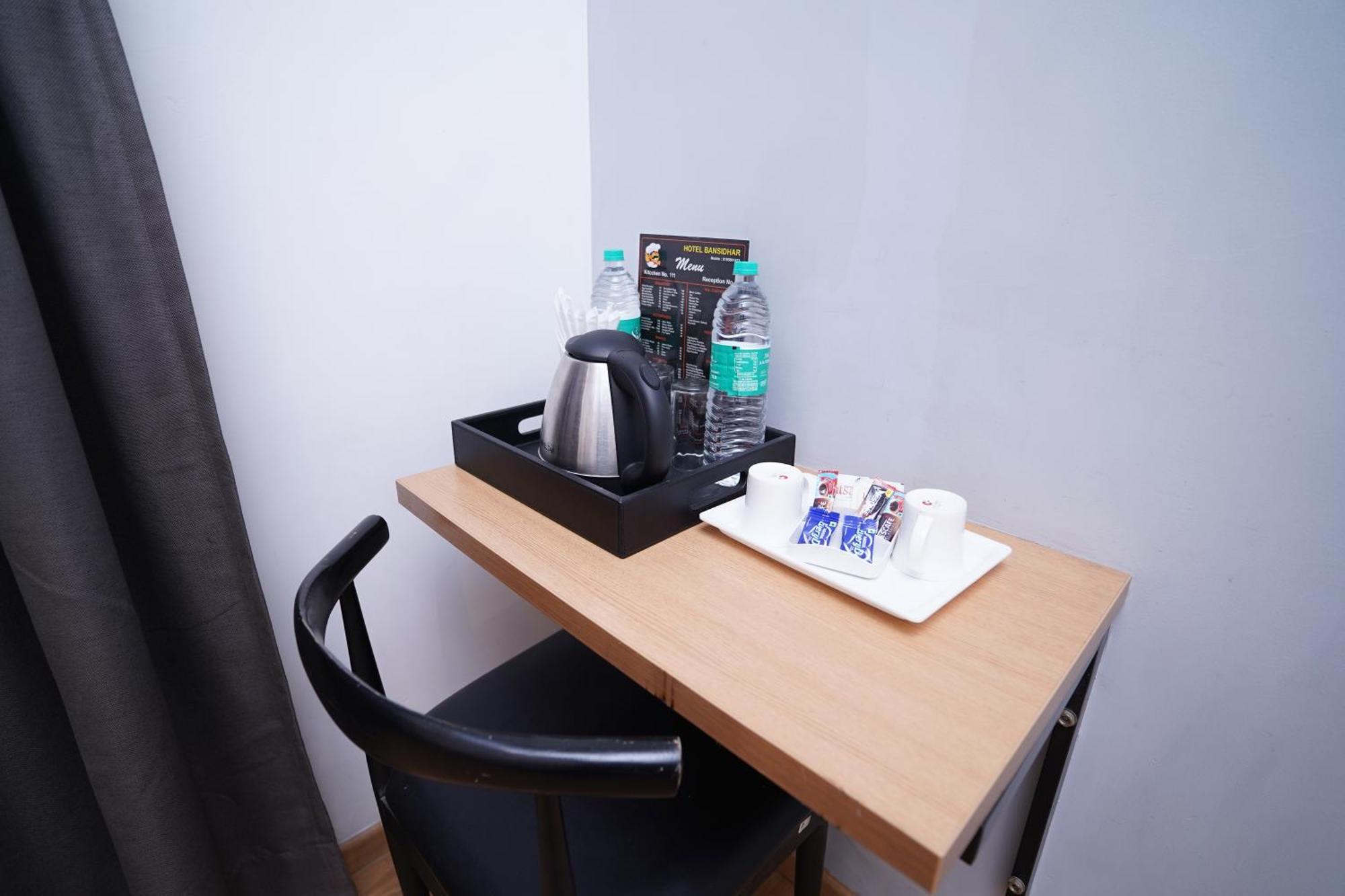 Hotel Mira Residency- Outer Ring Road, Paschim Vihar Delhi  Luaran gambar