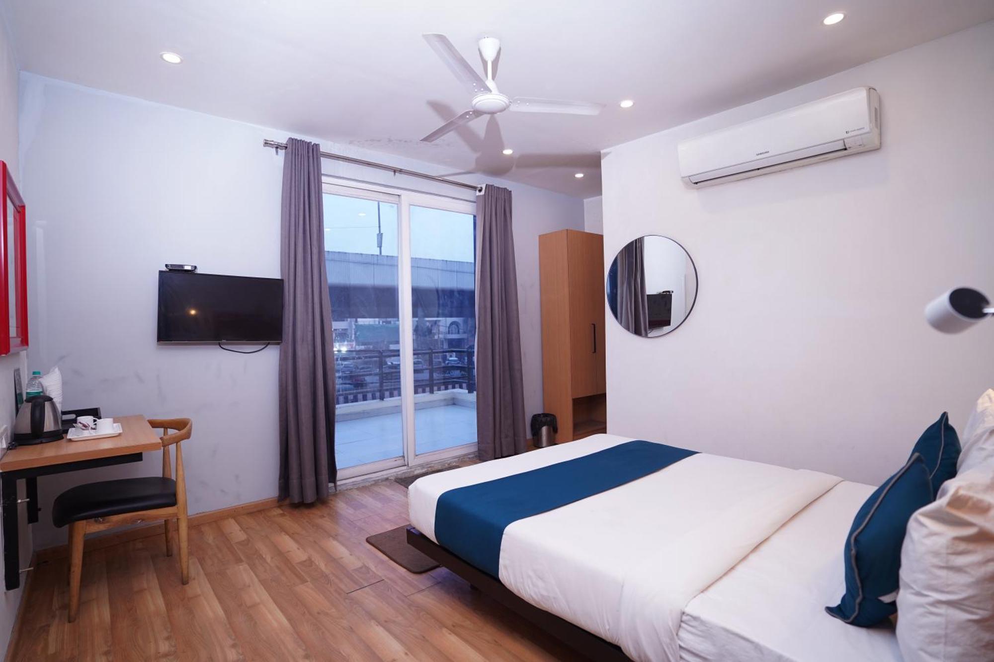 Hotel Mira Residency- Outer Ring Road, Paschim Vihar Delhi  Luaran gambar