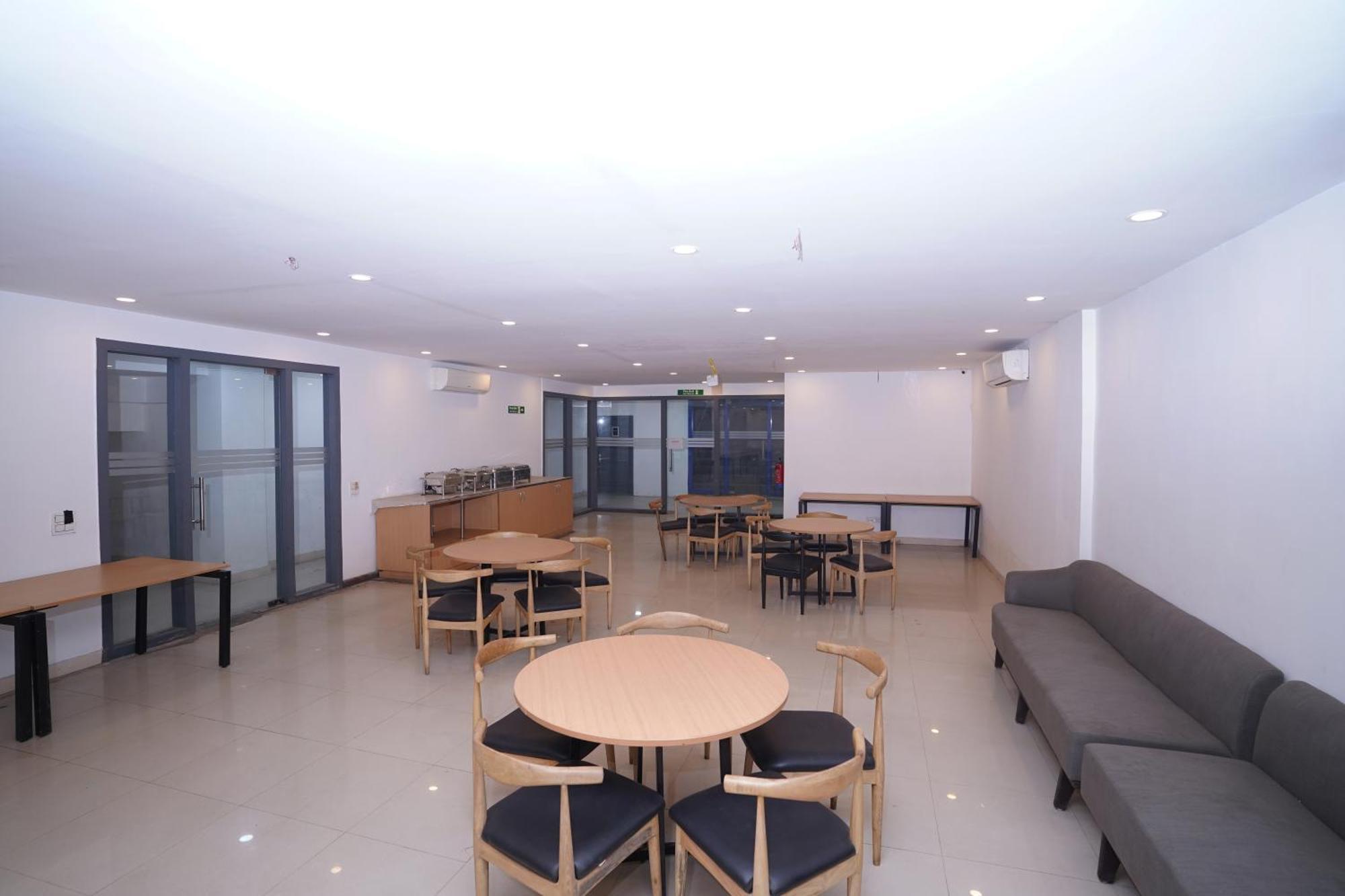 Hotel Mira Residency- Outer Ring Road, Paschim Vihar Delhi  Luaran gambar